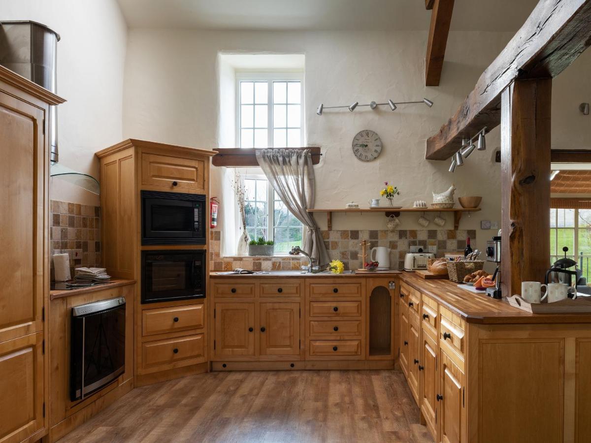 Plas Iwrwg Granary - 28091 Tal-y-Cafn ภายนอก รูปภาพ